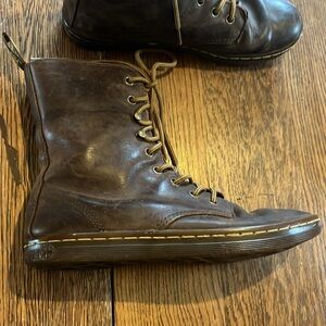 Dr Martens Tehani Women's Sz 7 Brown Leather Mid Combat Boots Flat Sole AirWair
